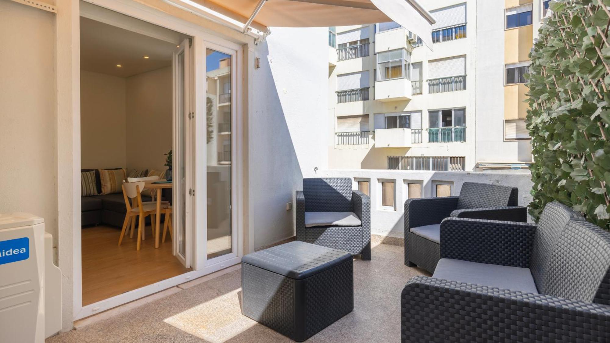 Homely 2bdr With Terrace By Lovelystay Apartment Lissabon