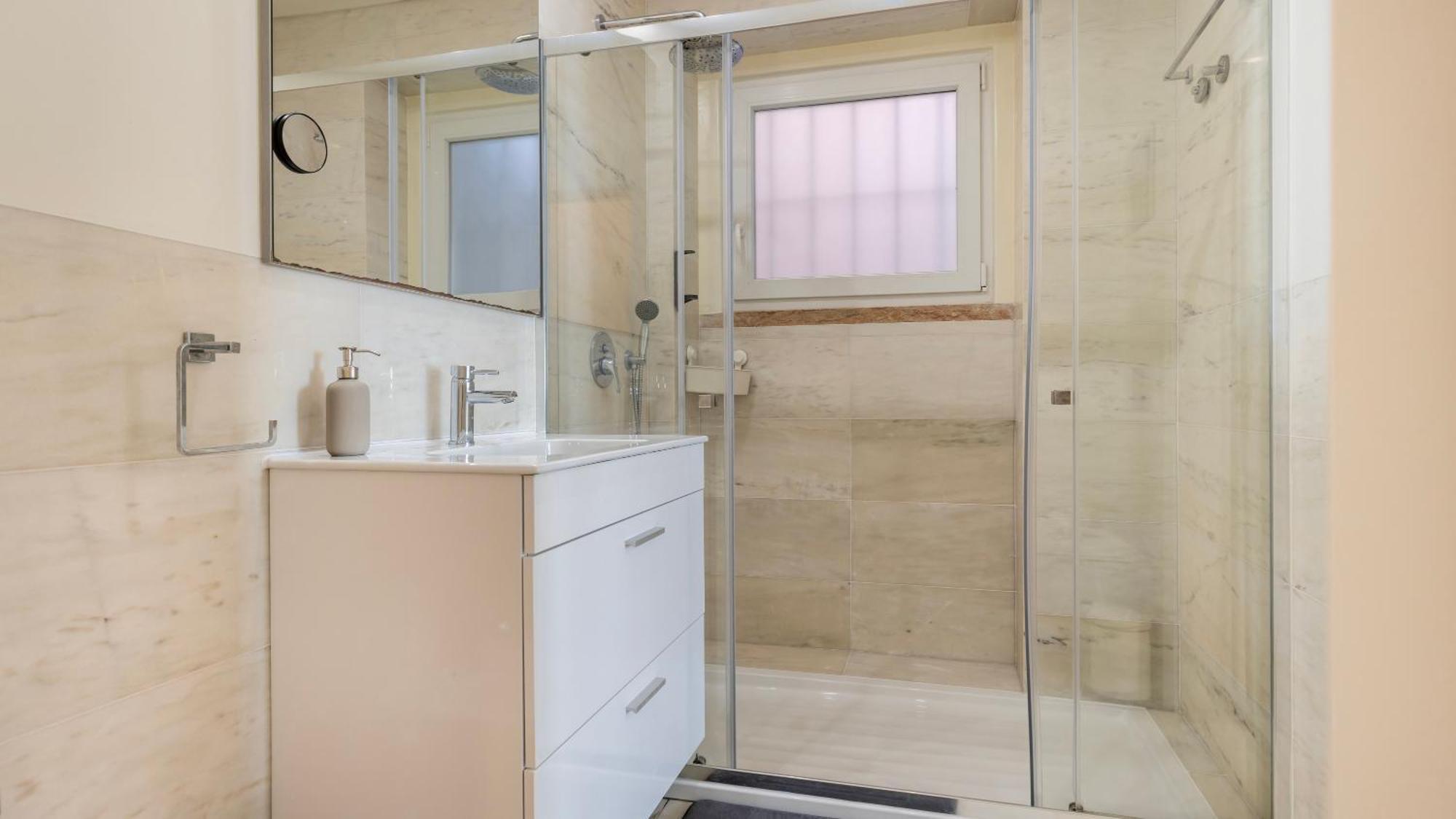 Homely 2bdr With Terrace By Lovelystay Apartment Lissabon