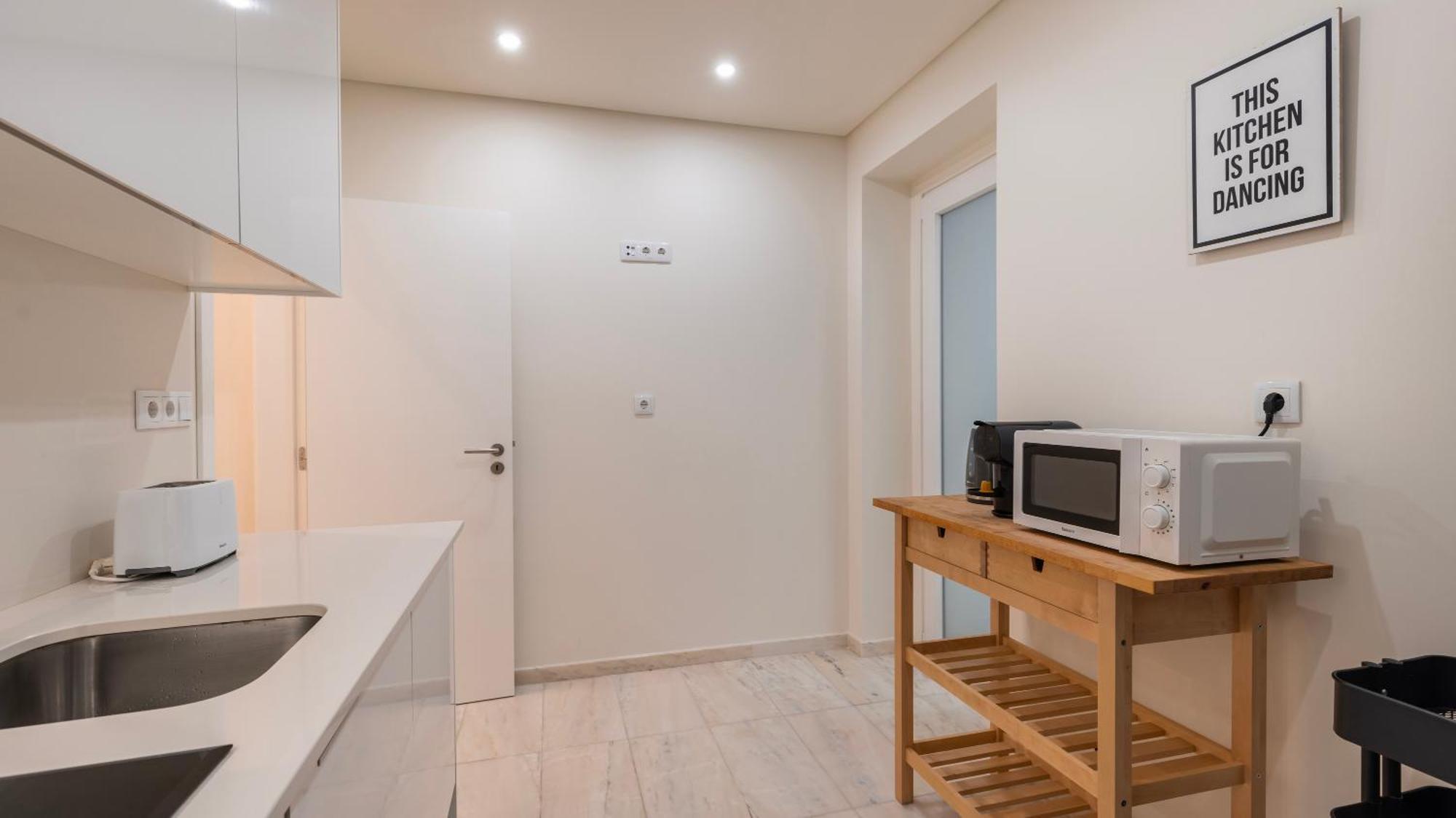 Apartment Homely 2bdr With Terrace By Lovelystay Lissabon
